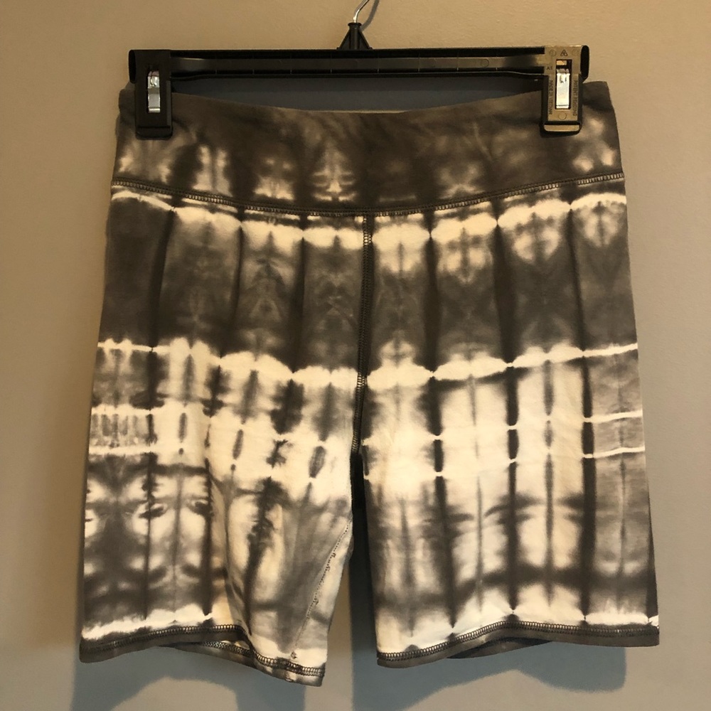 🌻 Grey Tie Dye Bike Shorts 🌻